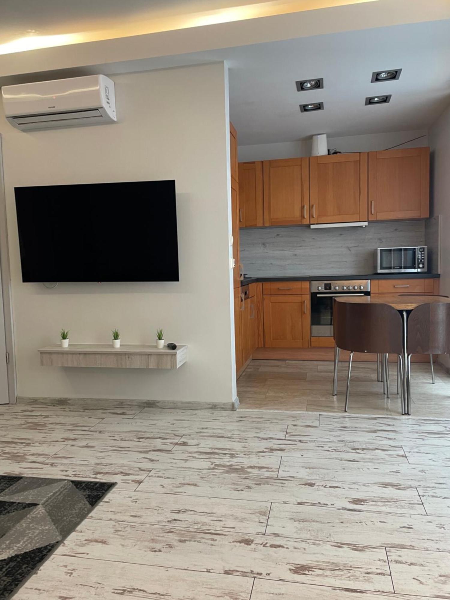 Golden Sun Apartments 梅尔诺 外观 照片