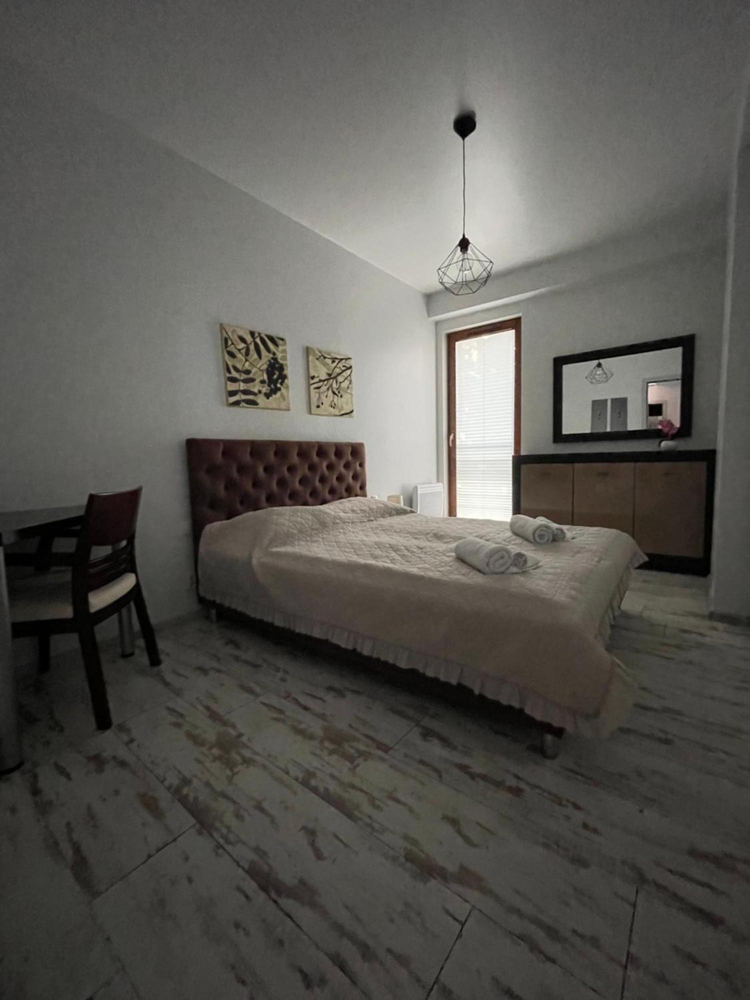Golden Sun Apartments 梅尔诺 外观 照片